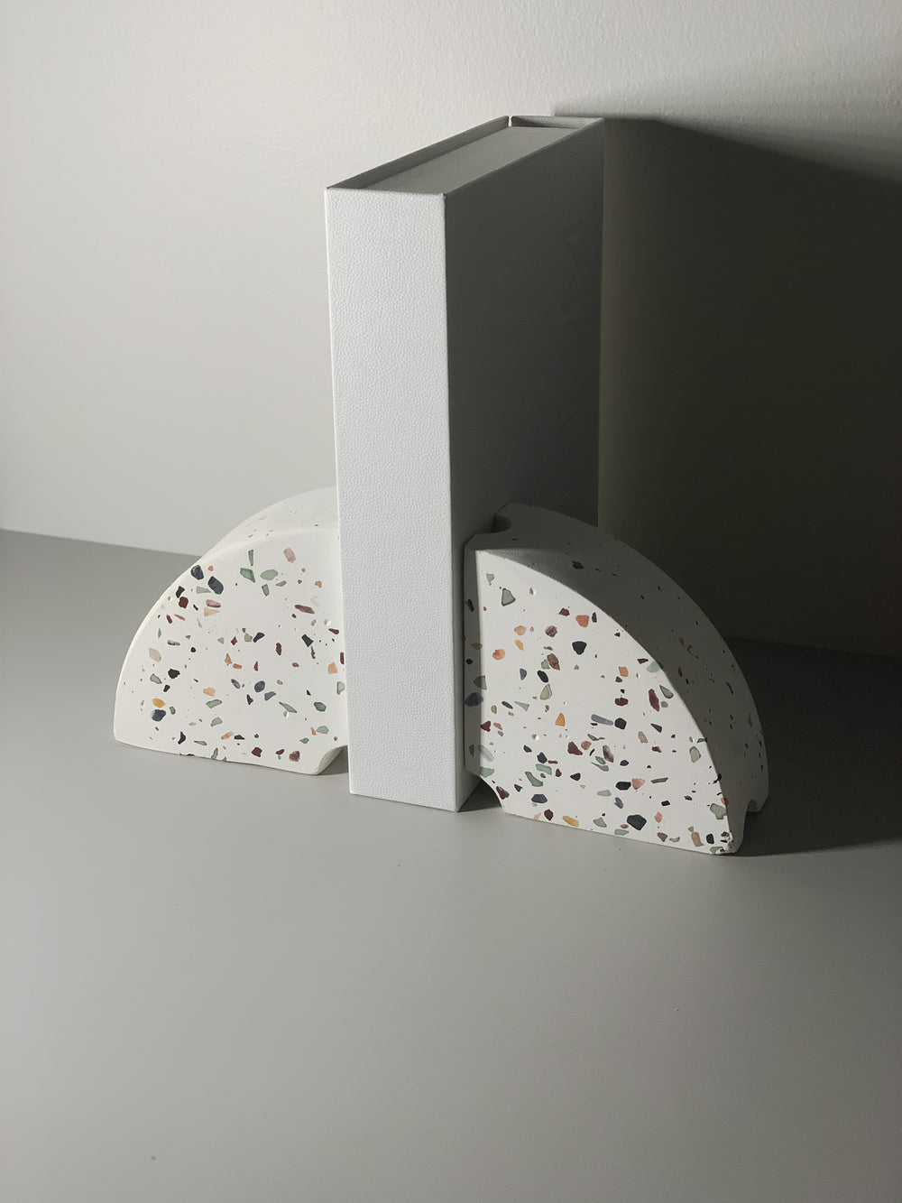 Bokstotto terrazzo candle holder in use