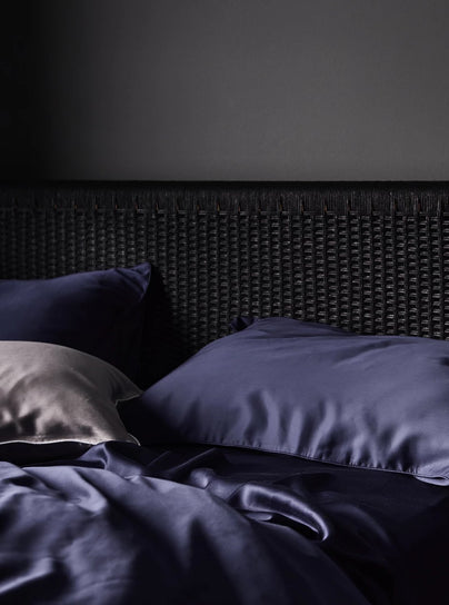 Whom luxury organic bamboo lyocell pillowcase set of 2 in Jokull navy blue